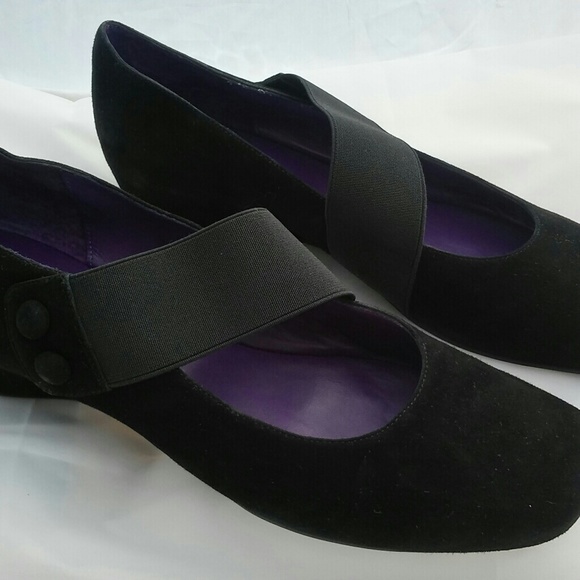 VANELi Womens Mabel Black Suede Size 10 - Picture 2 of 7